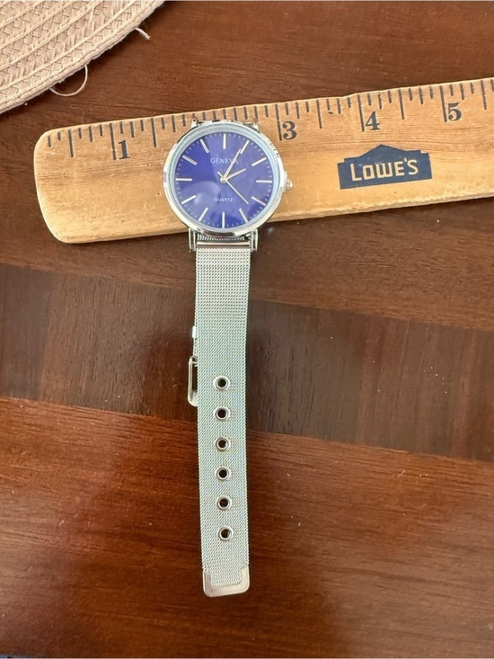 New Unisex Geneva Watch